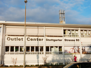 Frontansicht Outlet Center Stuttgarter Str. 60 Metzingen